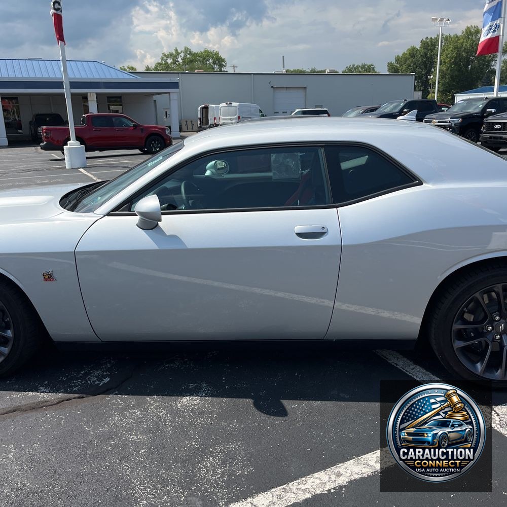 2023 Dodge Challenger R/T SCAT PACK