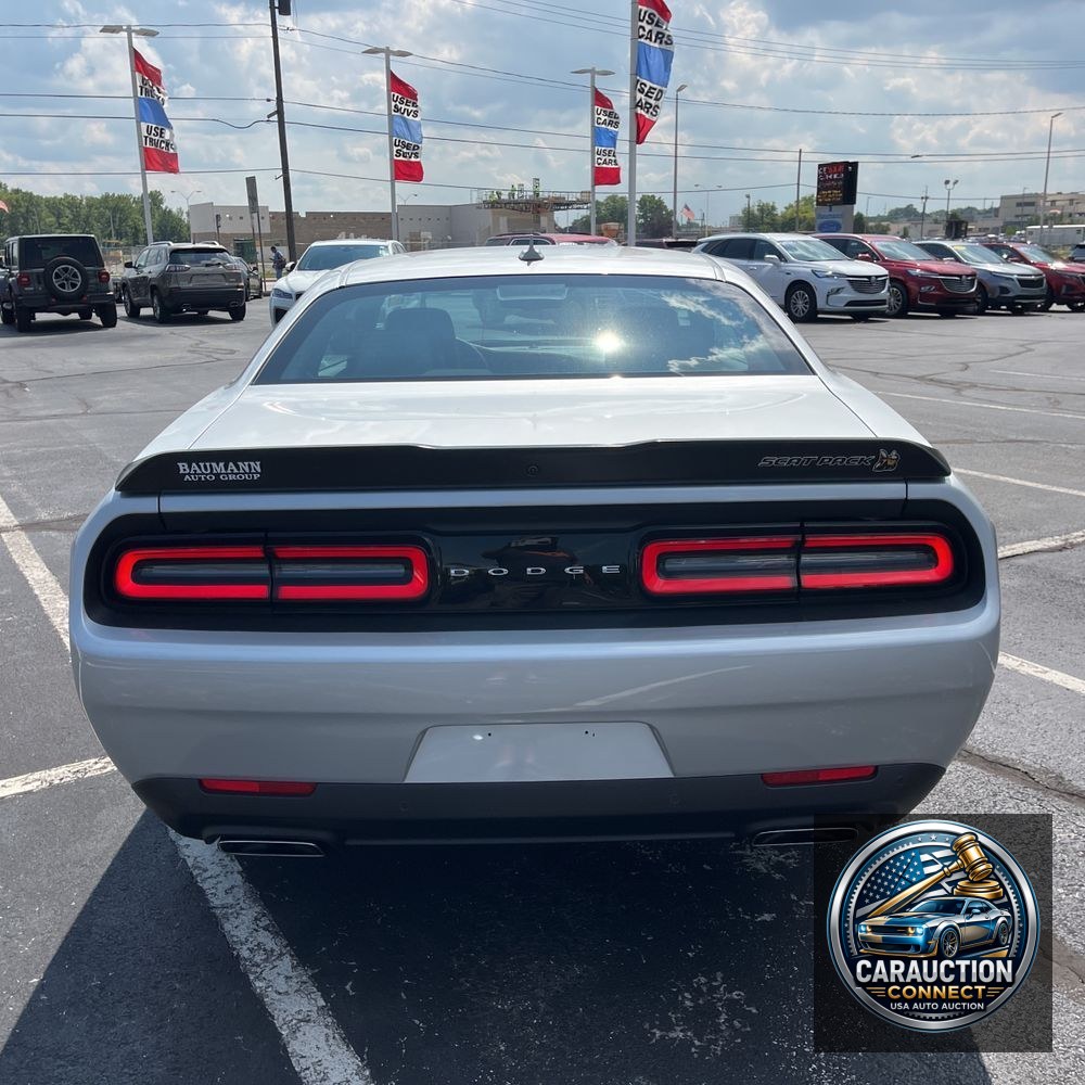 2023 Dodge Challenger R/T SCAT PACK