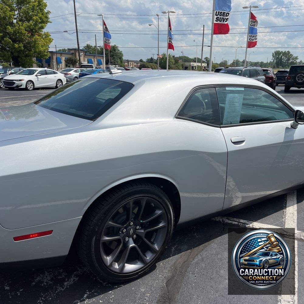 2023 Dodge Challenger R/T SCAT PACK