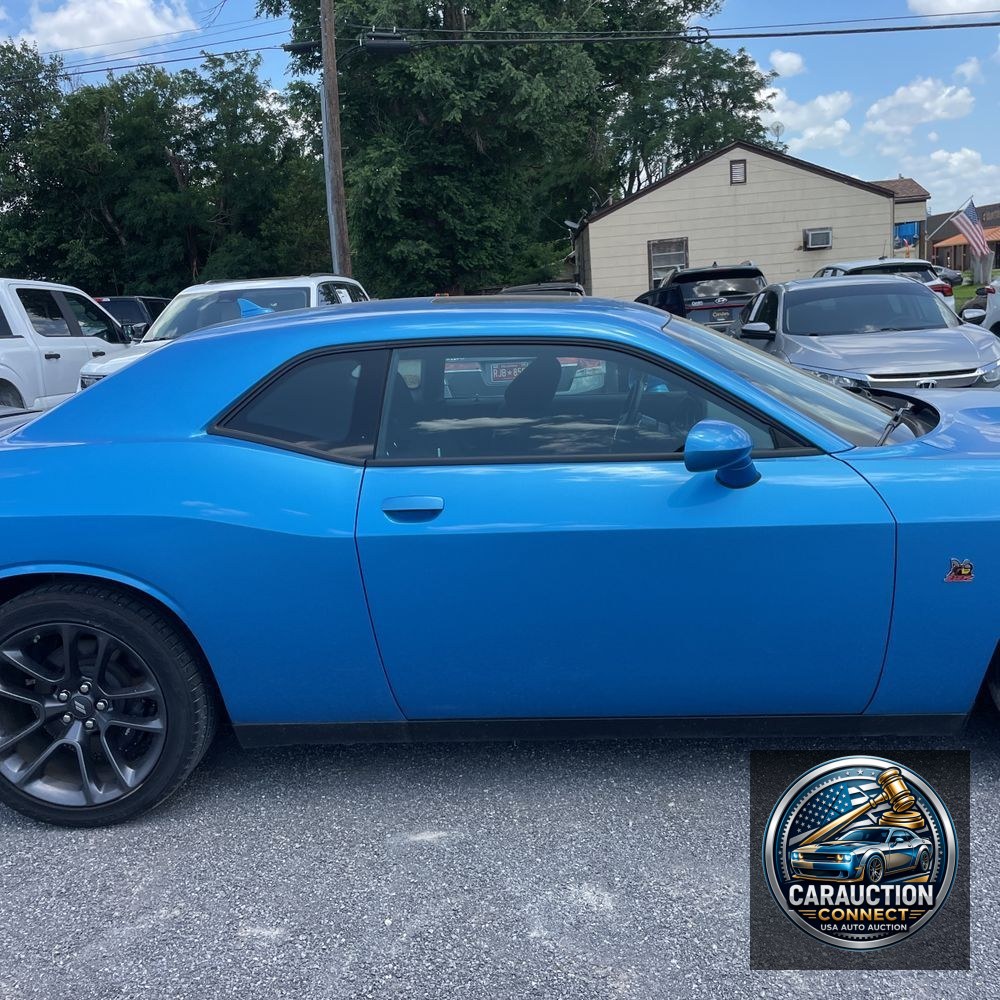 2023 Dodge Challenger R/T SCAT PACK