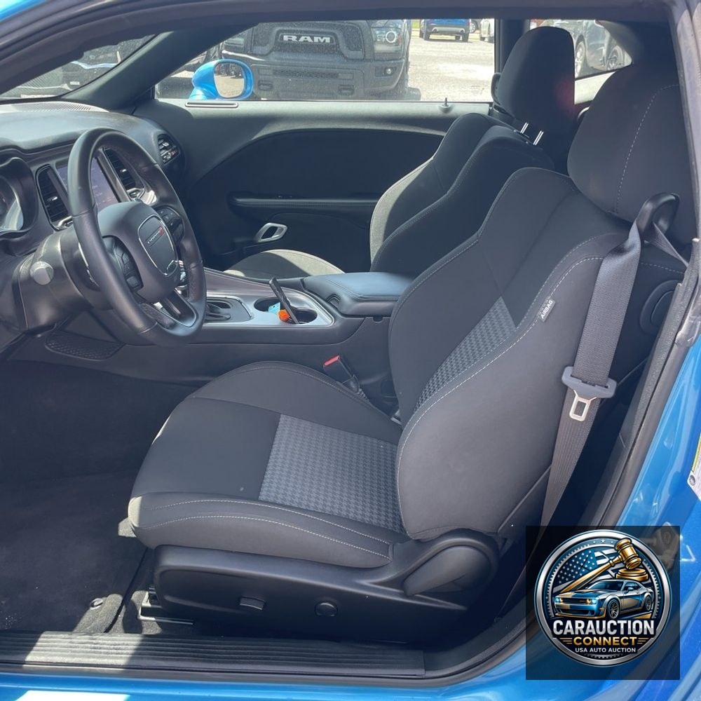 2023 Dodge Challenger R/T SCAT PACK
