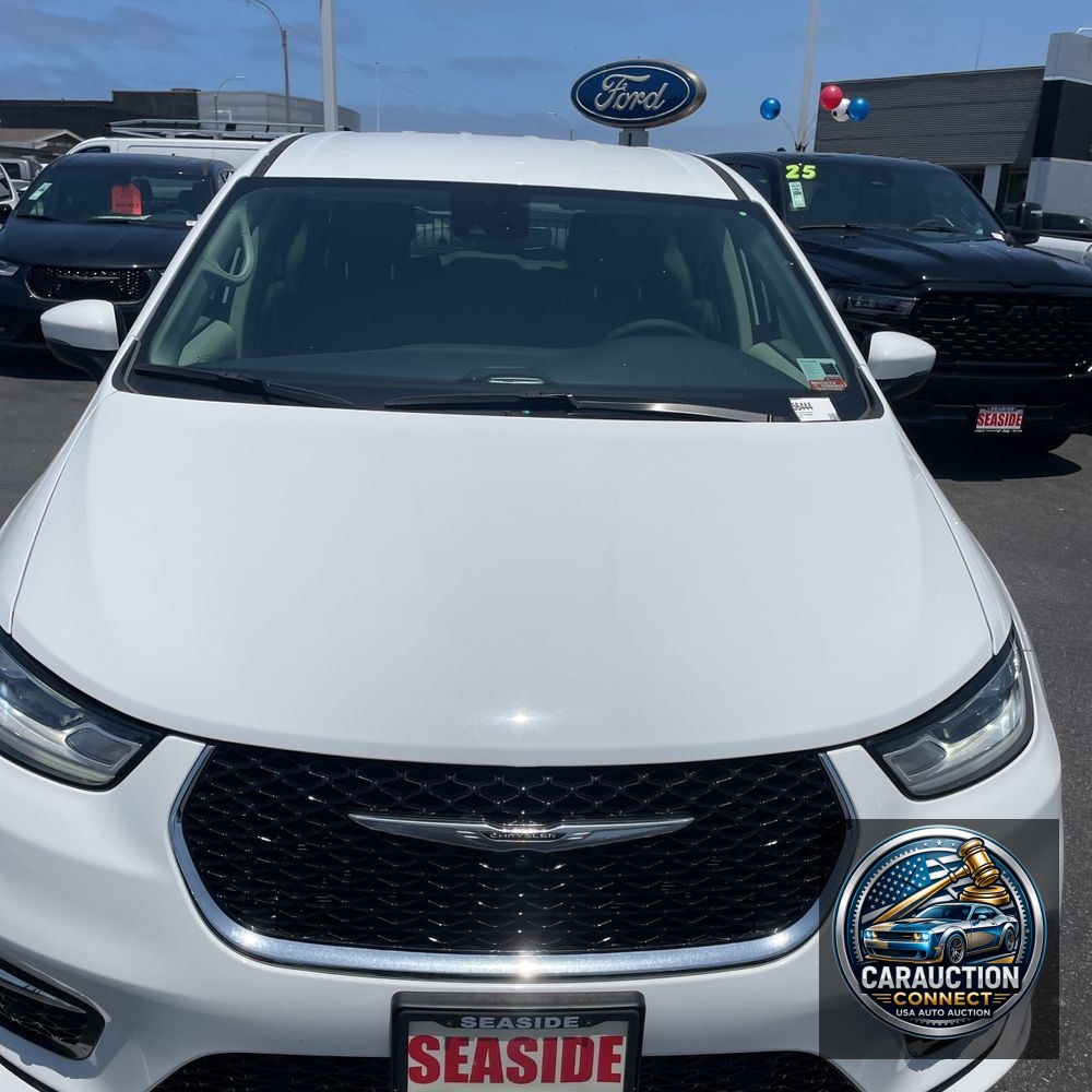 2023 Chrysler Pacifica Hybrid Touring L