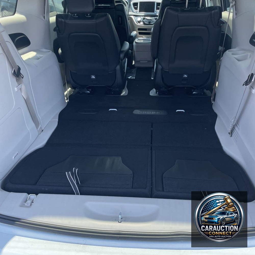 2023 Chrysler Pacifica Hybrid Touring L