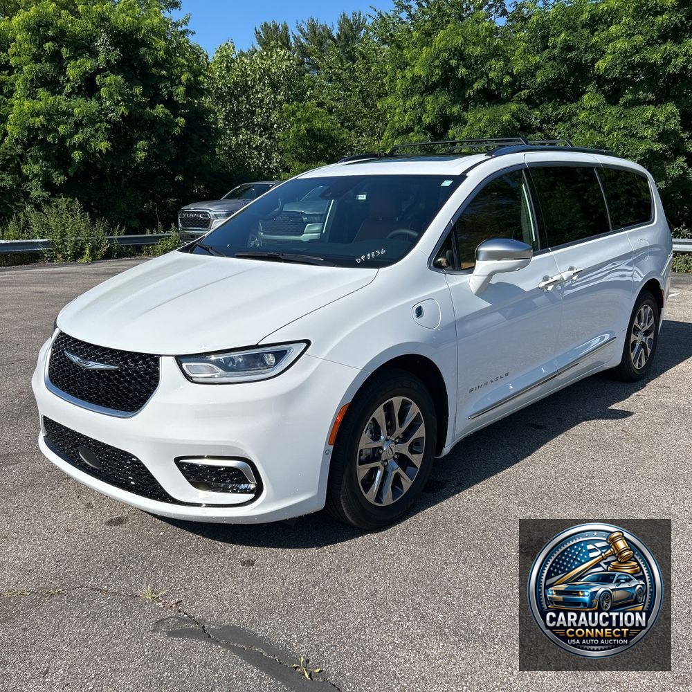 2024 Chrysler Pacifica Pinnacle PHEV