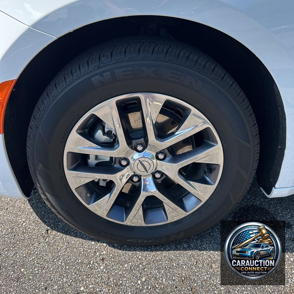 2024 Chrysler Pacifica Pinnacle PHEV
