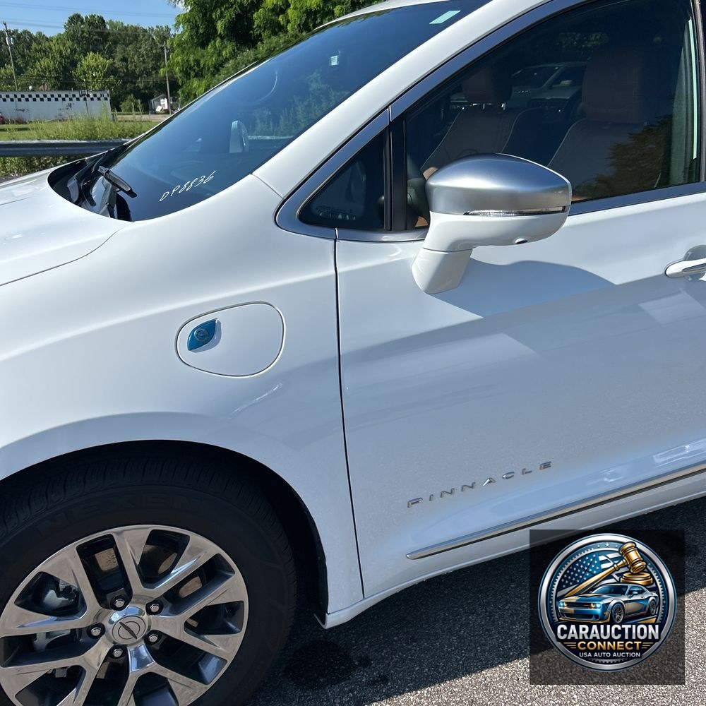 2024 Chrysler Pacifica Pinnacle PHEV