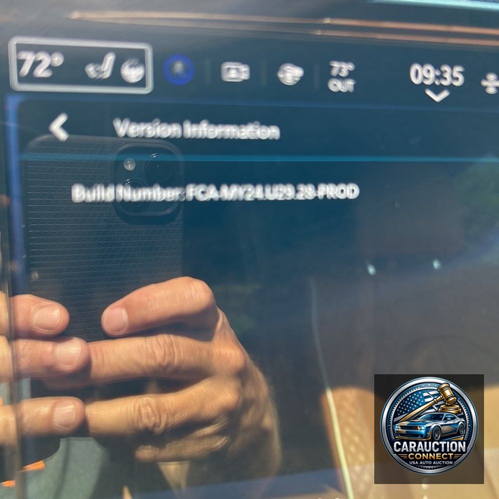 2024 Chrysler Pacifica Pinnacle PHEV