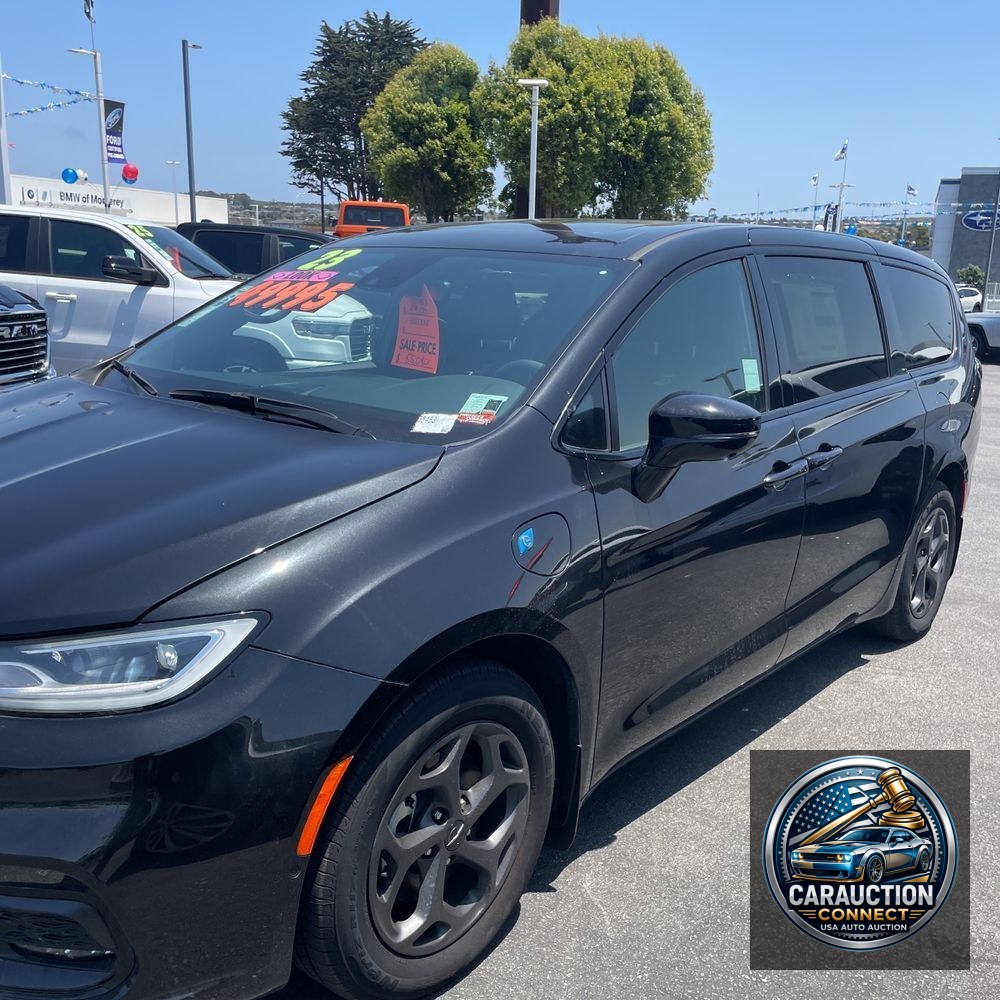 2023 Chrysler Pacifica Hybrid Limited