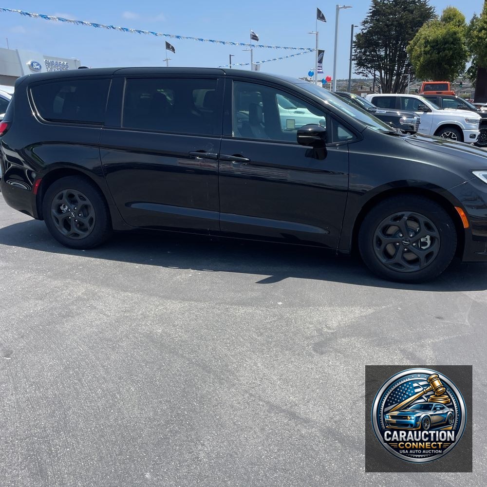 2023 Chrysler Pacifica Hybrid Limited