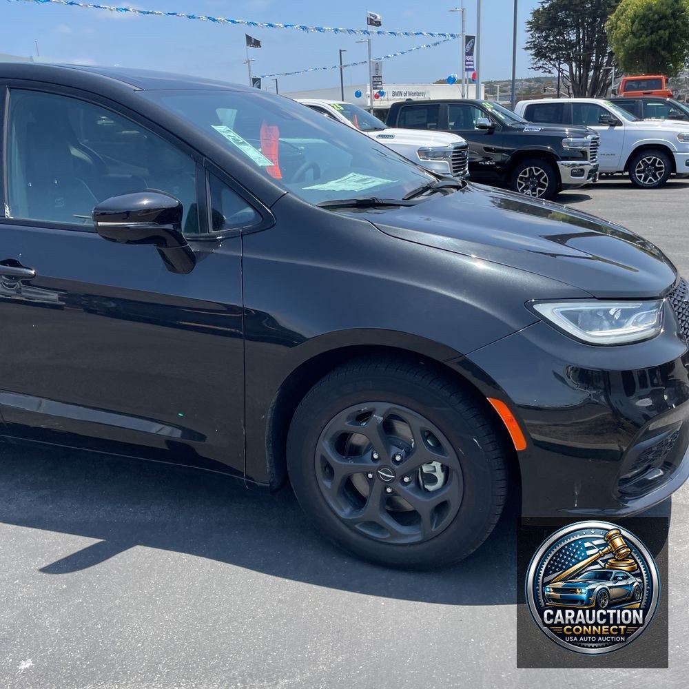 2023 Chrysler Pacifica Hybrid Limited
