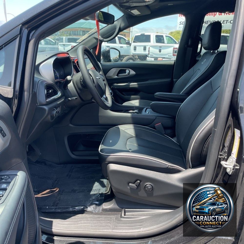 2023 Chrysler Pacifica Hybrid Limited
