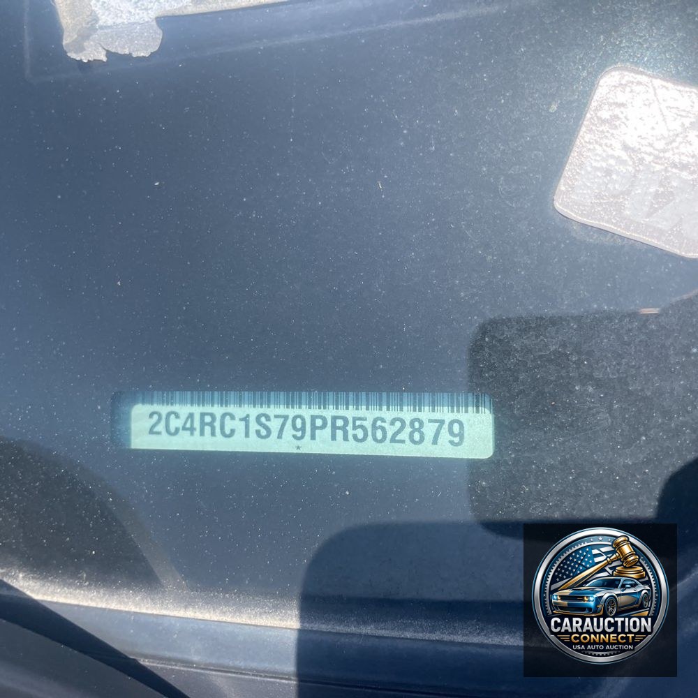 2023 Chrysler Pacifica Hybrid Limited