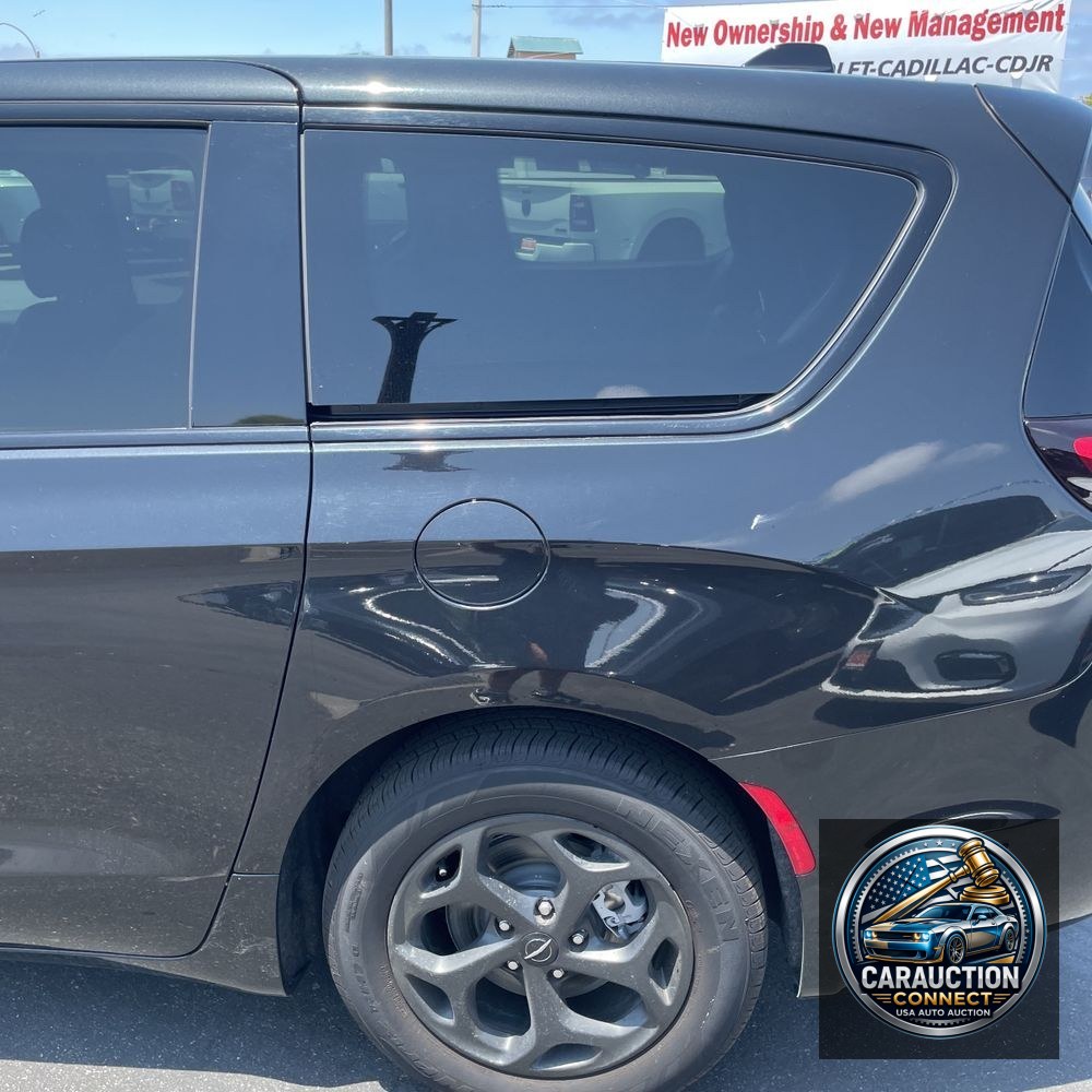 2023 Chrysler Pacifica Hybrid Limited
