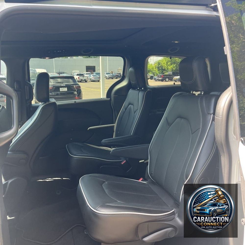 2024 Chrysler Pacifica Limited
