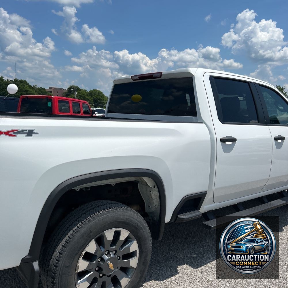 2023 Chevrolet Silverado 2500 Custom