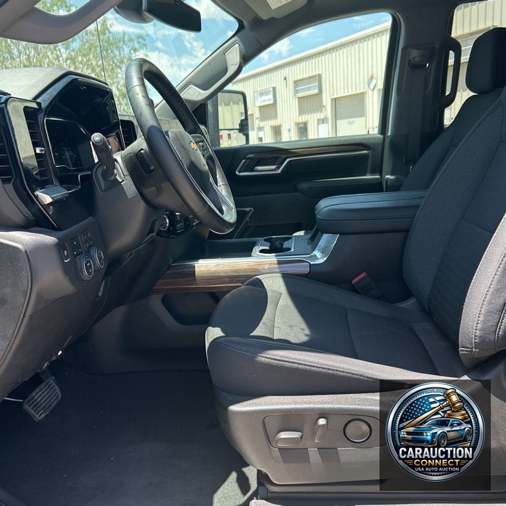 2025 Chevrolet Silverado 2500HD LT