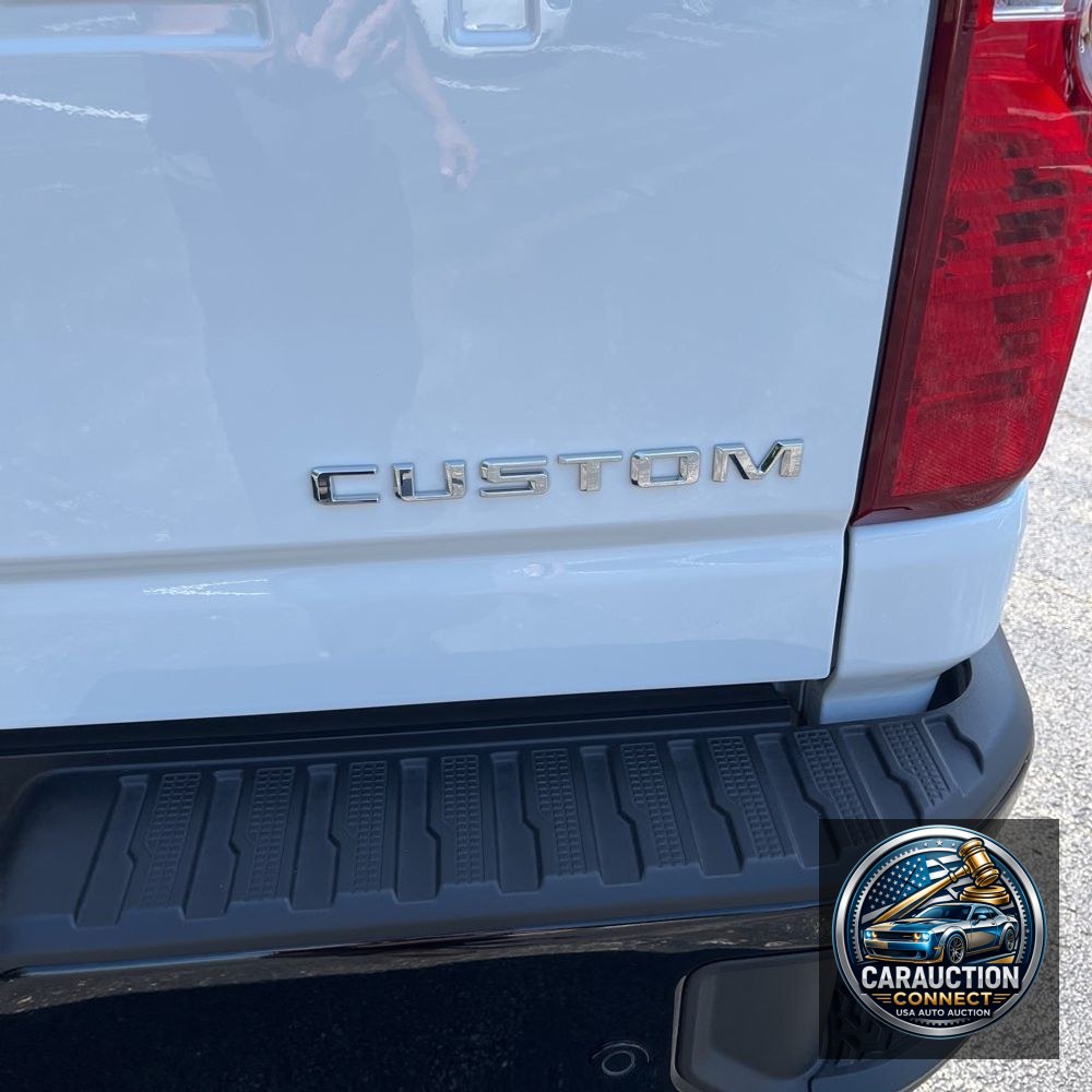 2024 Chevrolet Silverado 2500HD Custom