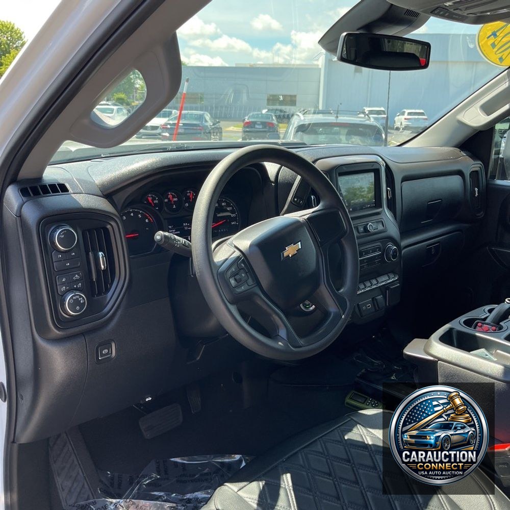 2024 Chevrolet Silverado 2500HD Custom