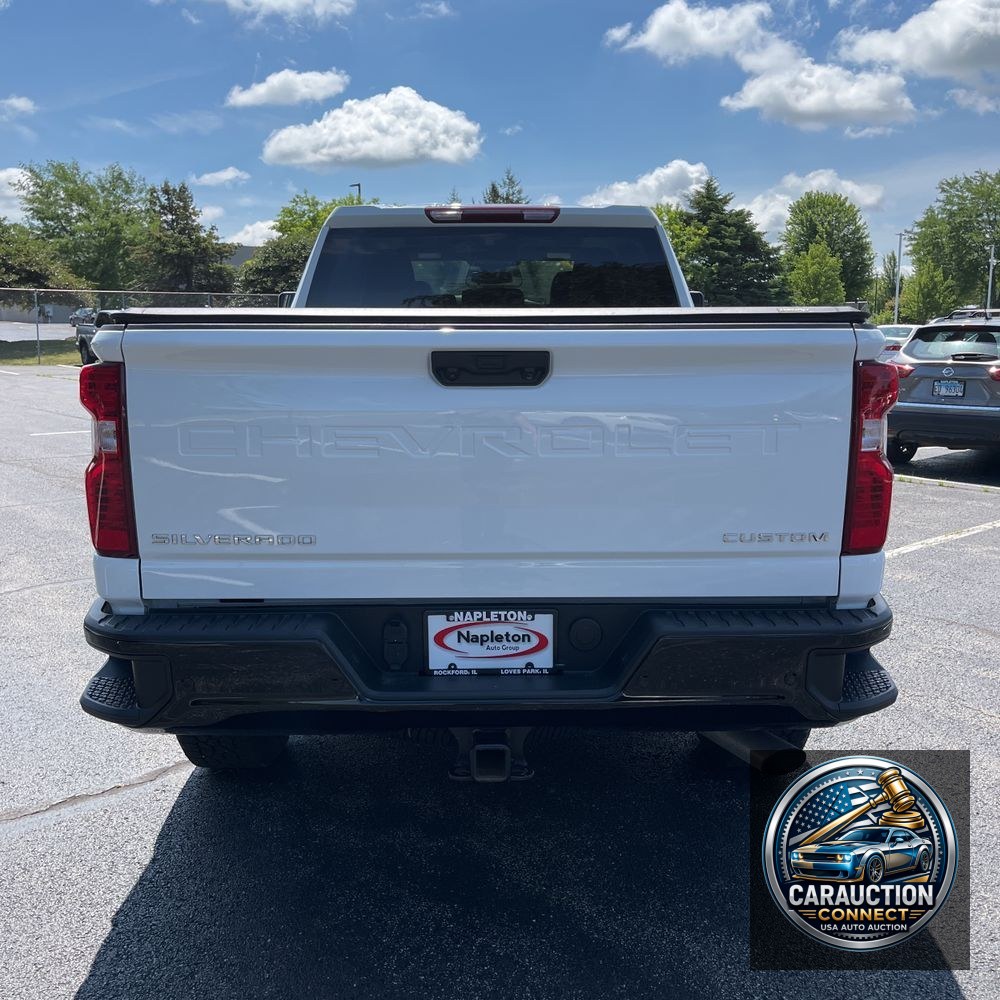 2024 Chevrolet Silverado 2500HD Custom