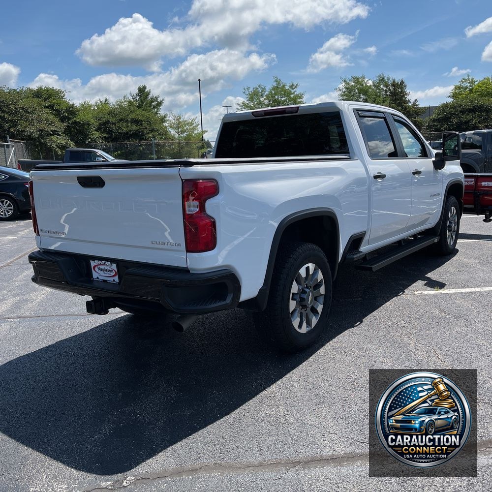 2024 Chevrolet Silverado 2500HD Custom