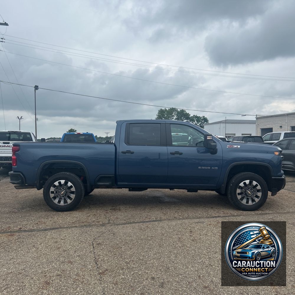 2024 Chevrolet Silverado 2500HD Custom