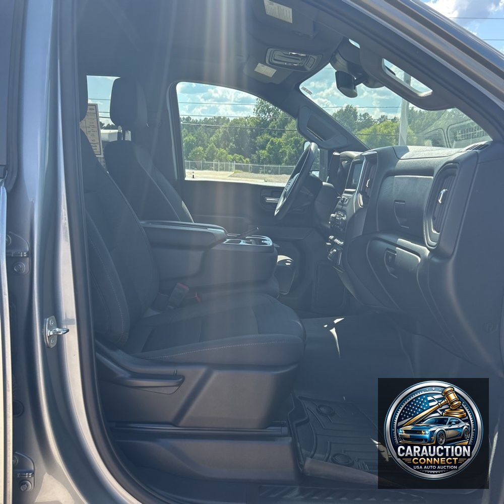 2024 Chevrolet Silverado 2500HD Custom