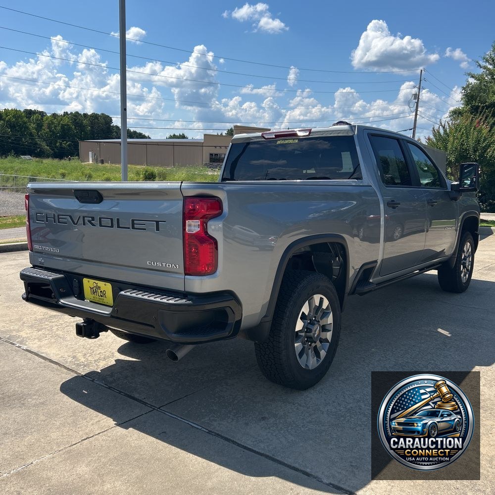 2024 Chevrolet Silverado 2500HD Custom