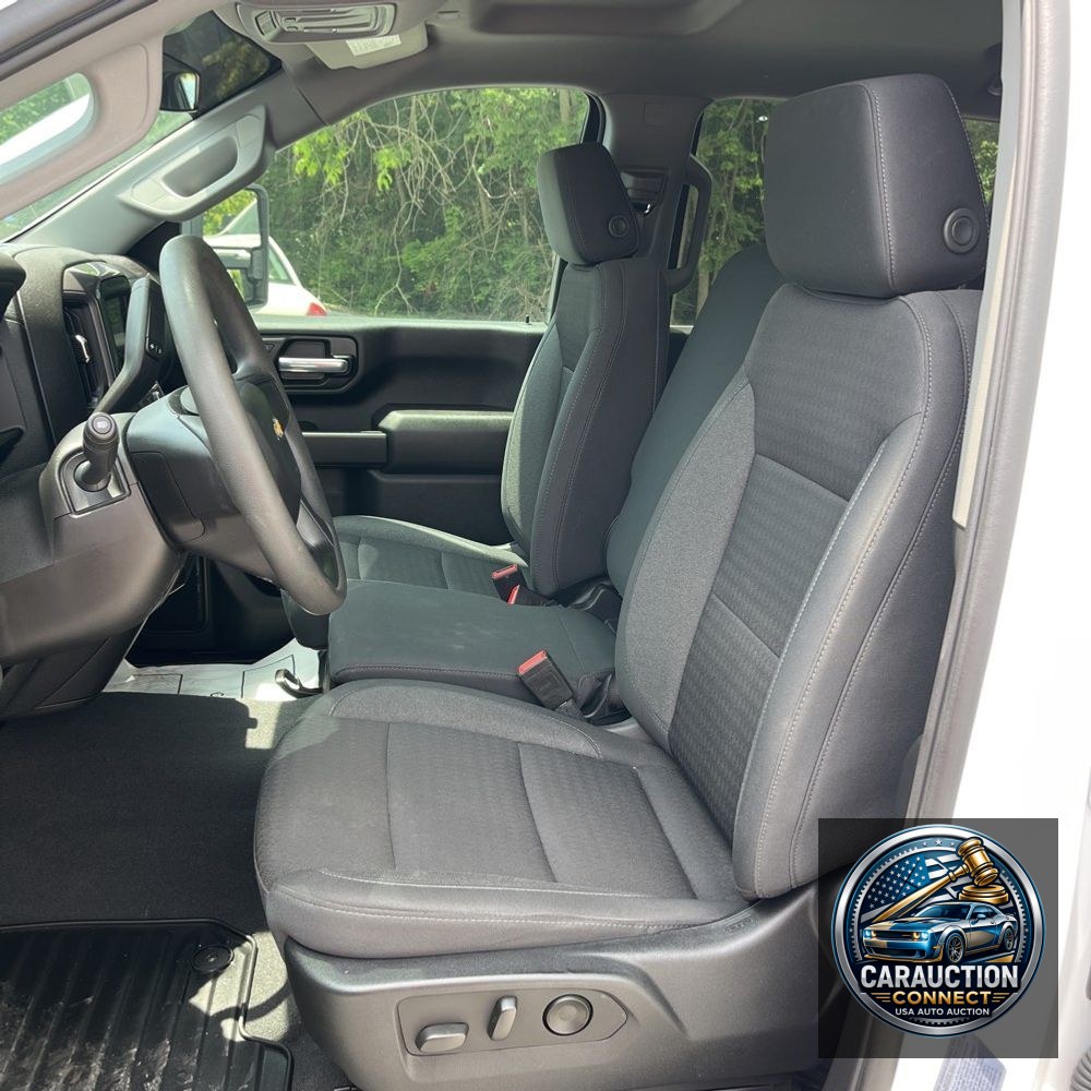 2024 Chevrolet Silverado 2500HD Custom
