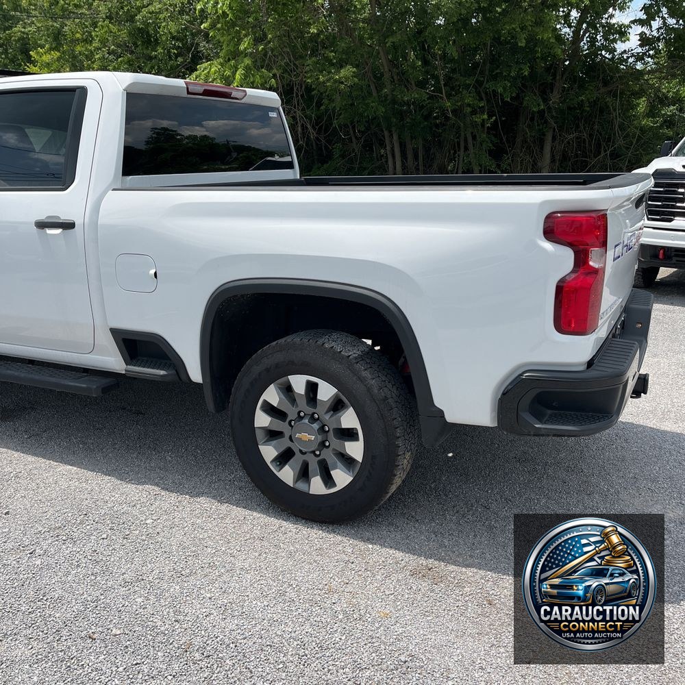 2024 Chevrolet Silverado 2500HD Custom