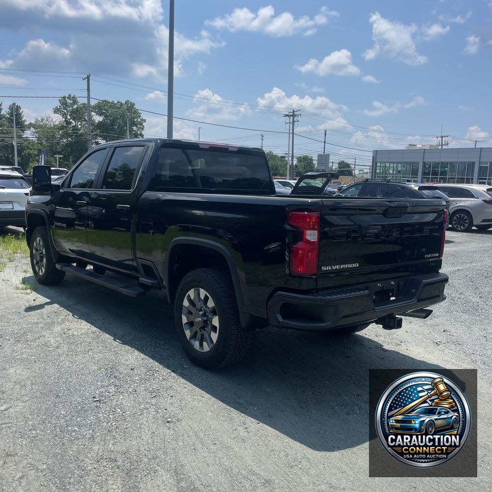 2024 Chevrolet Silverado 2500HD Custom