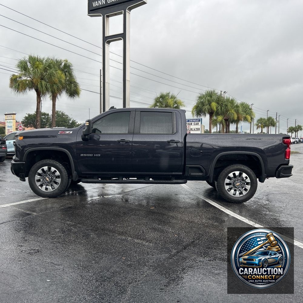 2024 Chevrolet Silverado 2500HD Custom