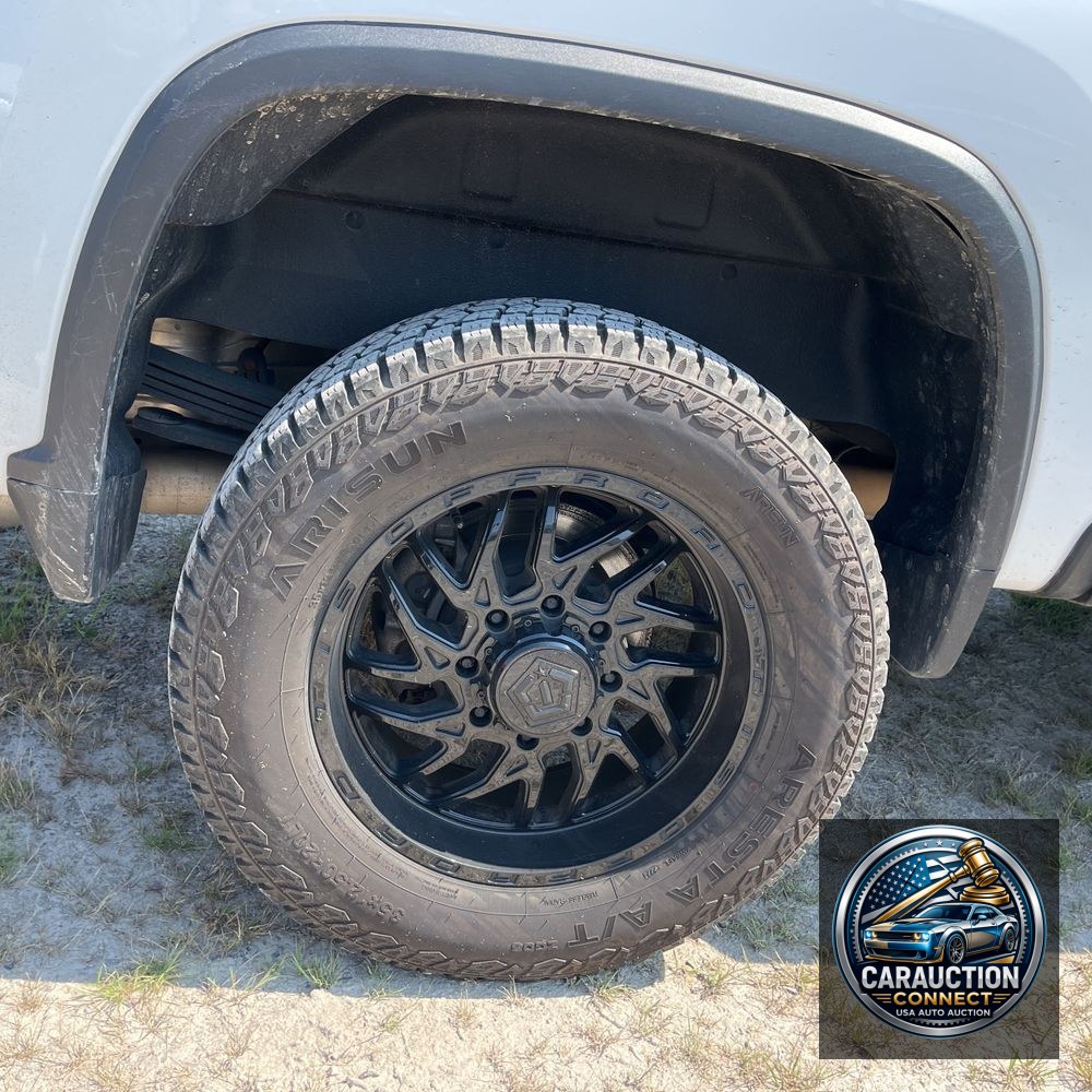 2023 Chevrolet Silverado 2500HD Custom