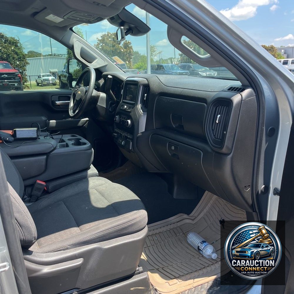 2024 Chevrolet Silverado 2500HD Custom