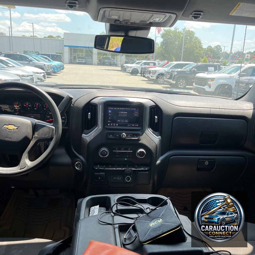 2024 Chevrolet Silverado 2500HD Custom