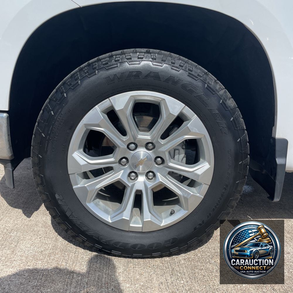 2024 Chevrolet Silverado 1500 LTZ