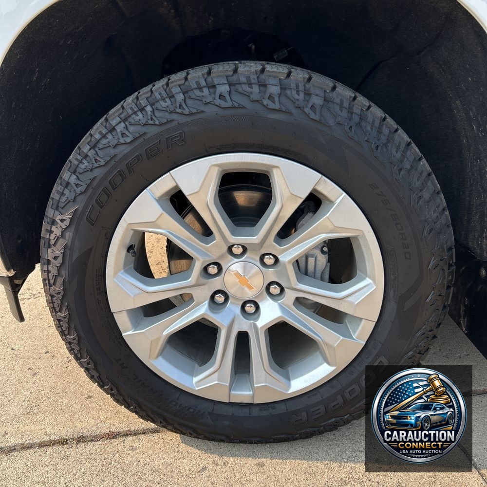 2025 Chevrolet Silverado 1500 LTZ