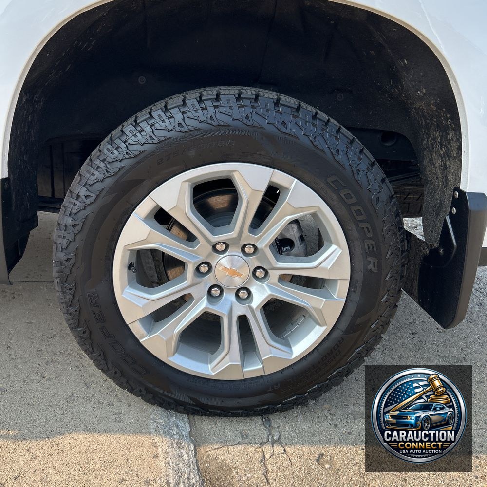 2025 Chevrolet Silverado 1500 LTZ