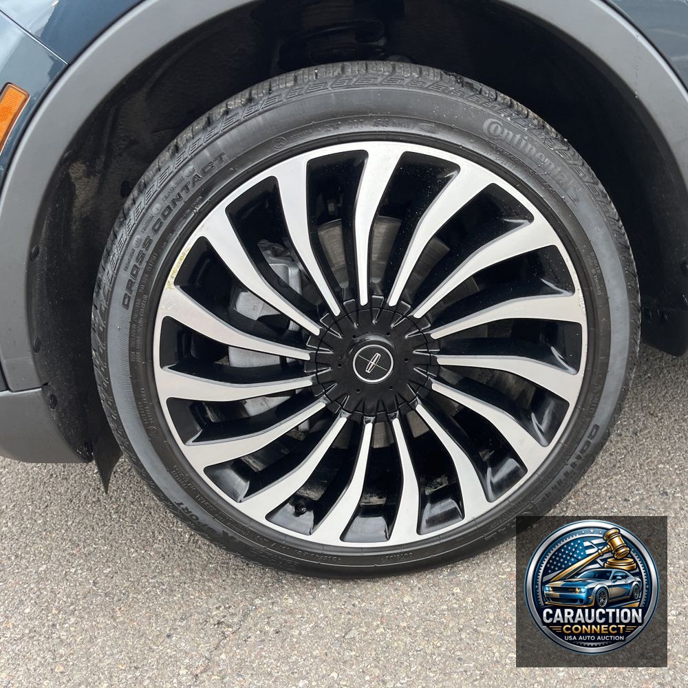 2023 Lincoln Nautilus Black Label