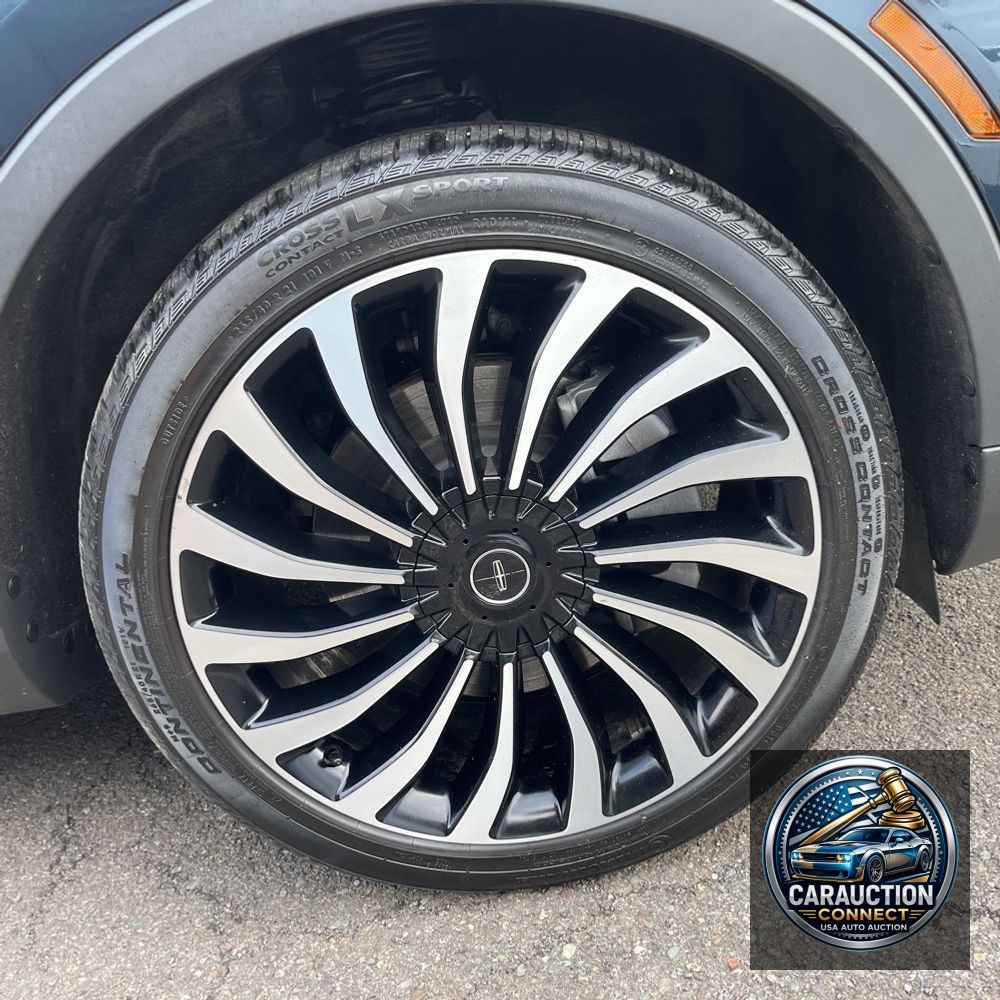 2023 Lincoln Nautilus Black Label