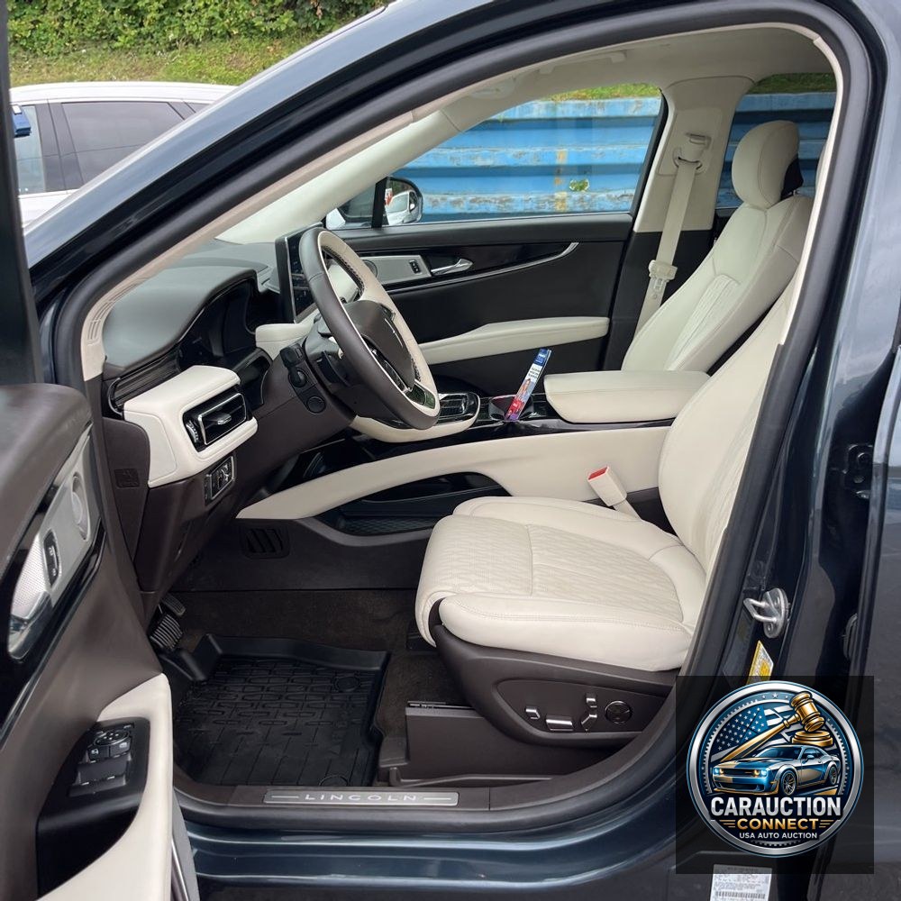 2023 Lincoln Nautilus Black Label