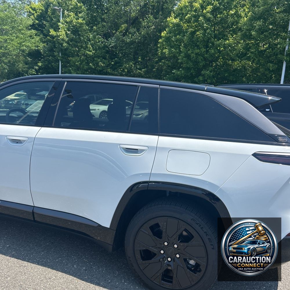 2025 Jeep Wagoneer S Launch Edition