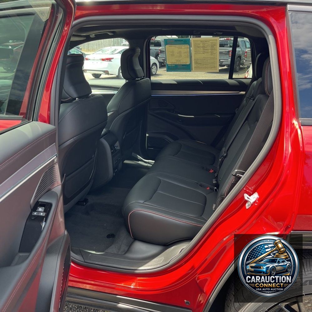 2024 Jeep Wagoneer S Launch Edition