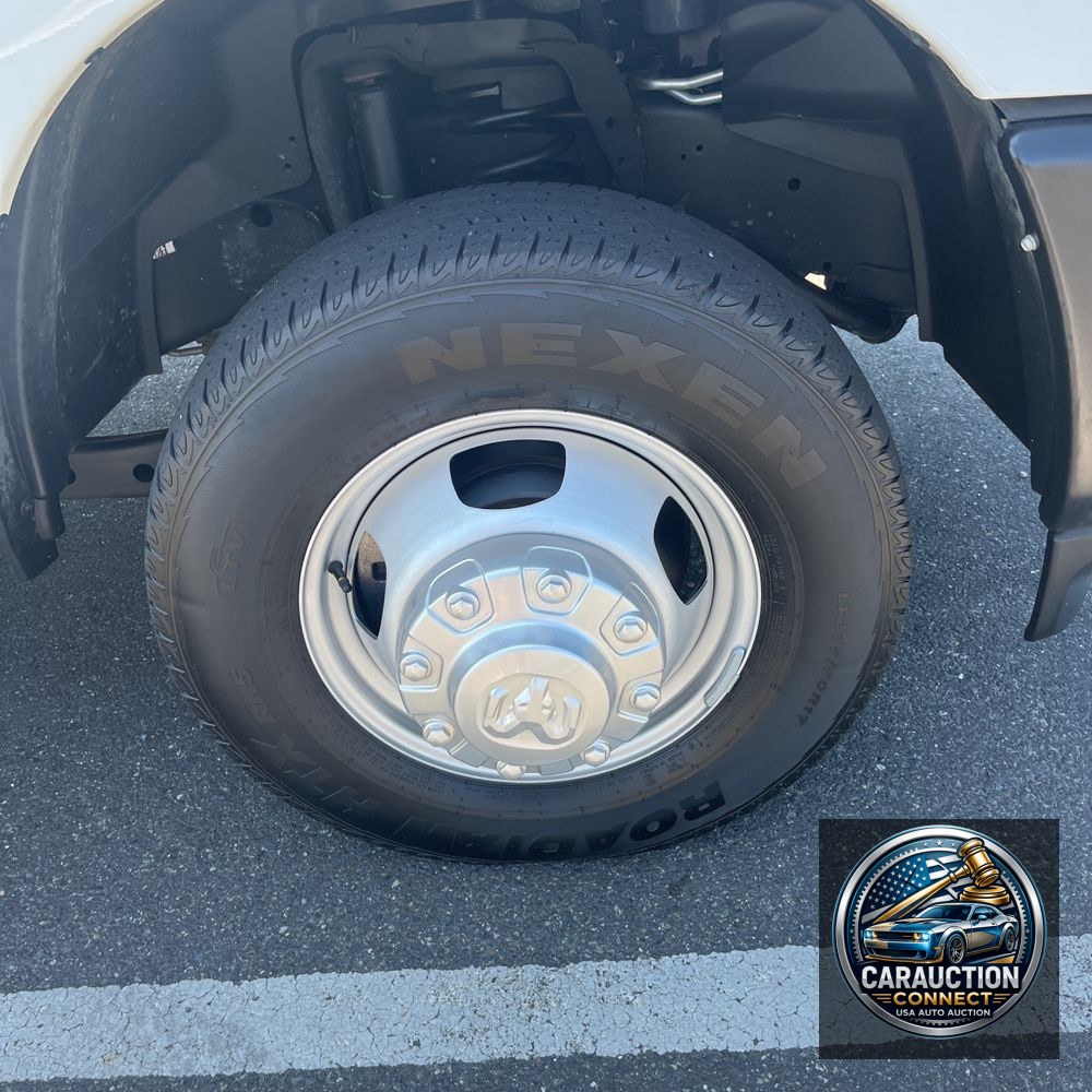 2024 Ram 3500 Tradesman