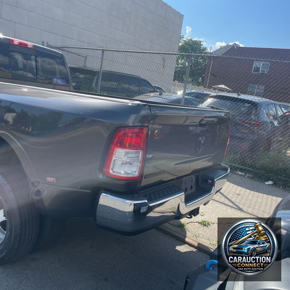 2022 Ram 3500 Tradesman