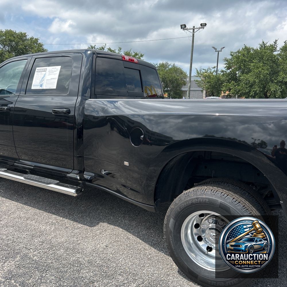 2024 Ram 3500 Laramie