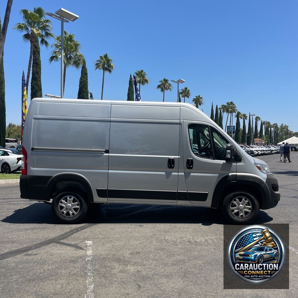 2025 Ram 1500 ProMaster Vans SLT HR