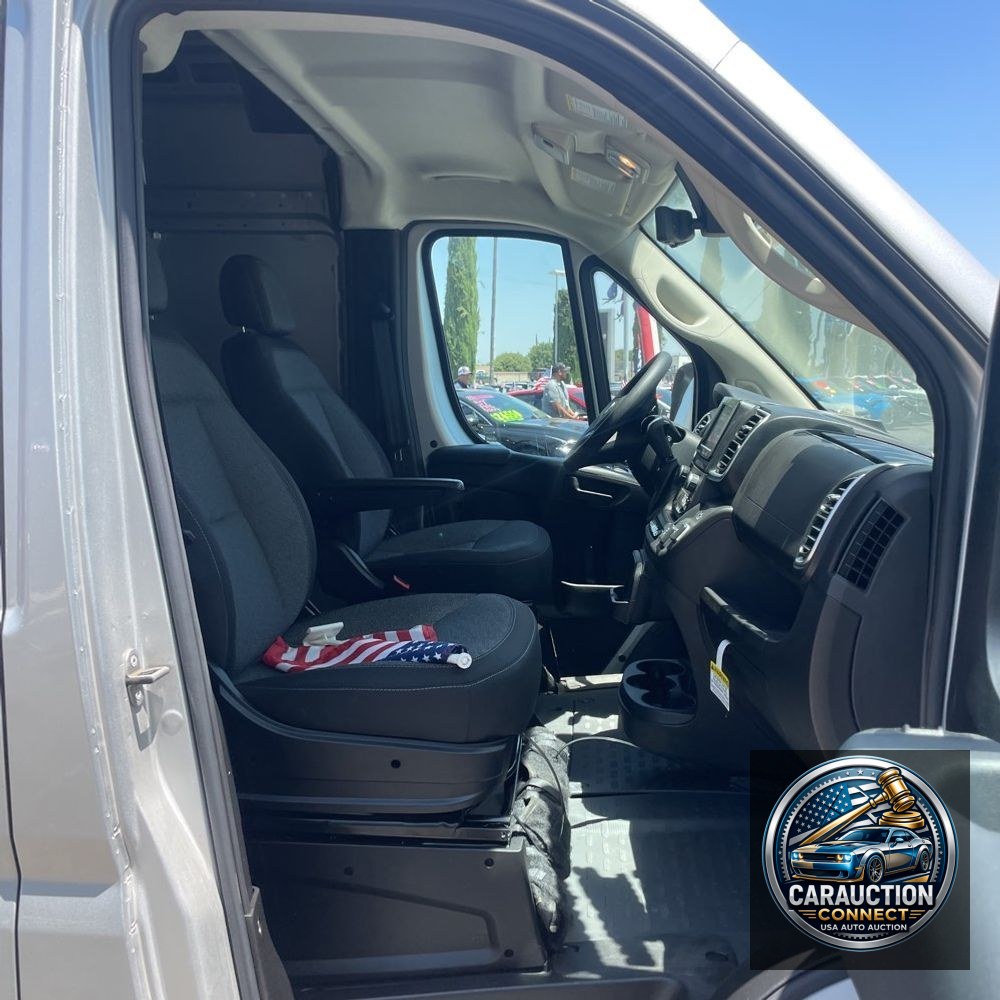 2025 Ram 1500 ProMaster Vans SLT HR