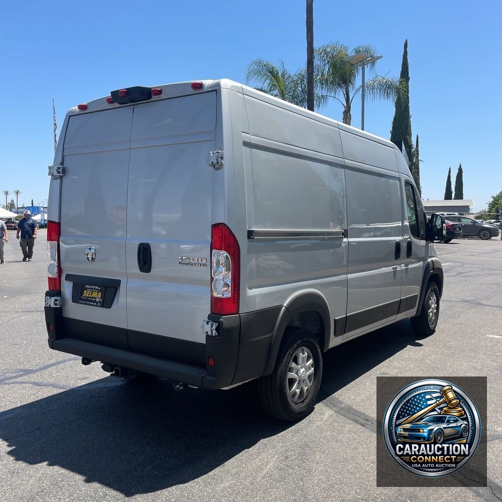2025 Ram 1500 ProMaster Vans SLT HR