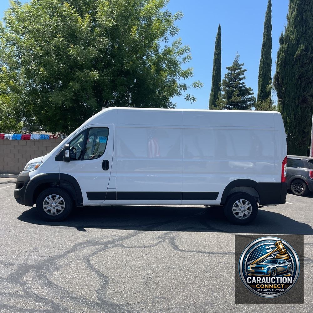 2025 Ram 2500 ProMaster Vans SLT HR