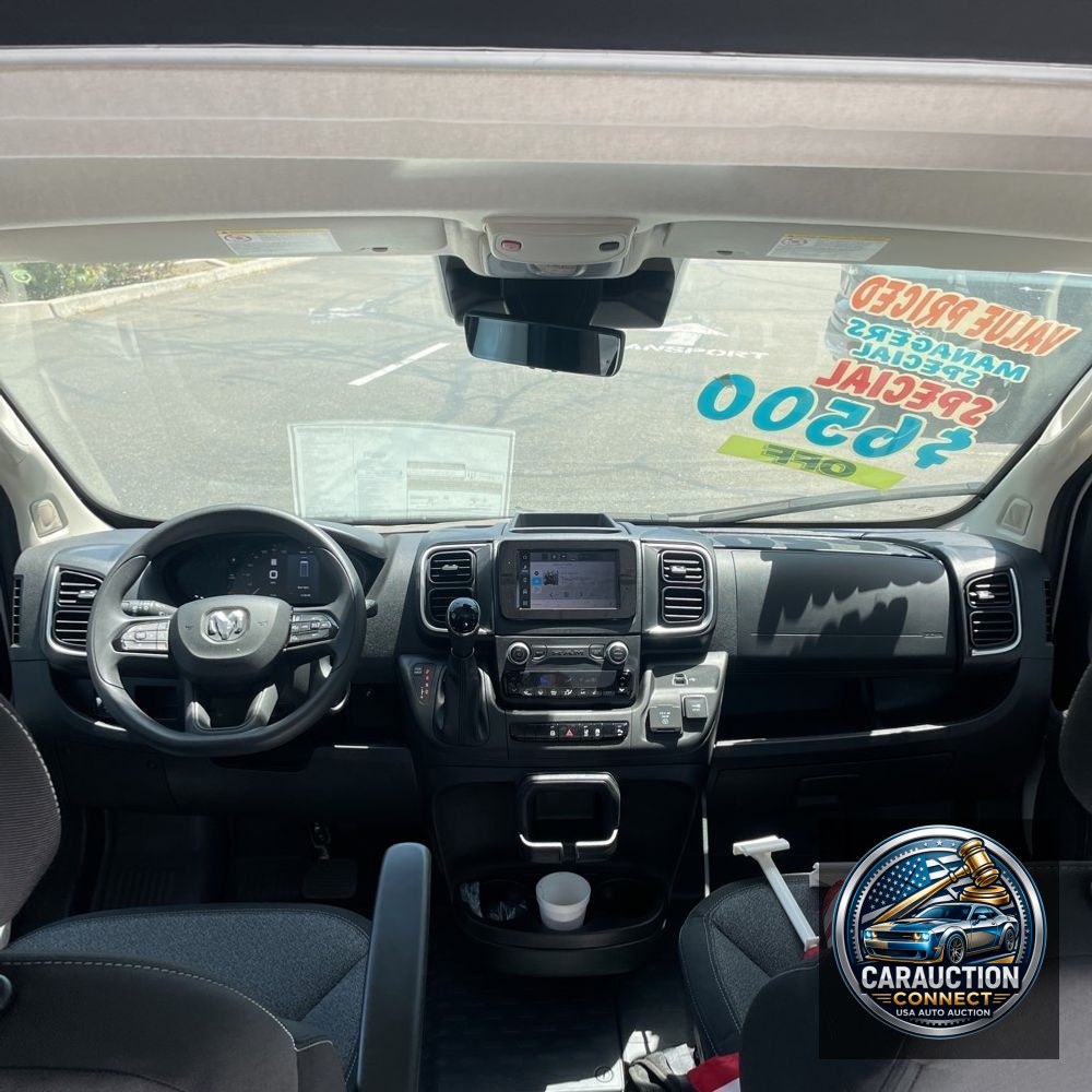 2025 Ram 2500 ProMaster Vans SLT HR